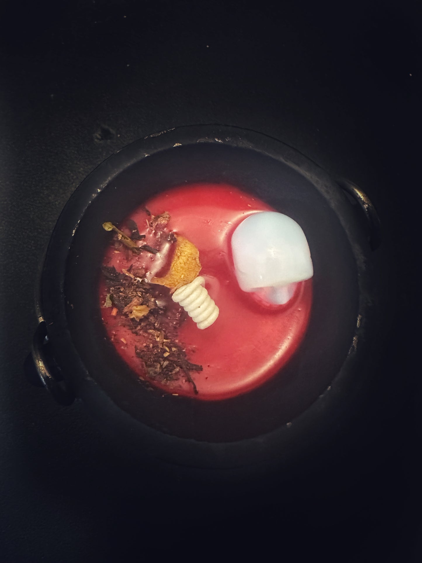 CAST IRON CAULDRON - LILITH